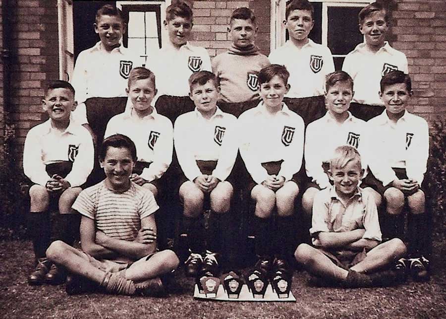 Usworth Juniors Football Team- 1953/54