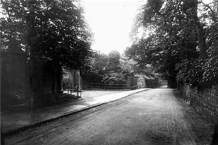 Approaching Dame Margaret's Hall