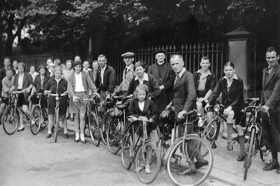 Canon Lomax - Cycling Club