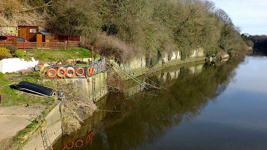 Pontoon and Boat - Gone!