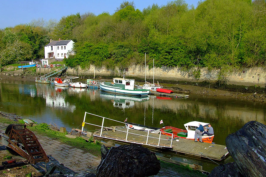 Pontoon and Boat 2008