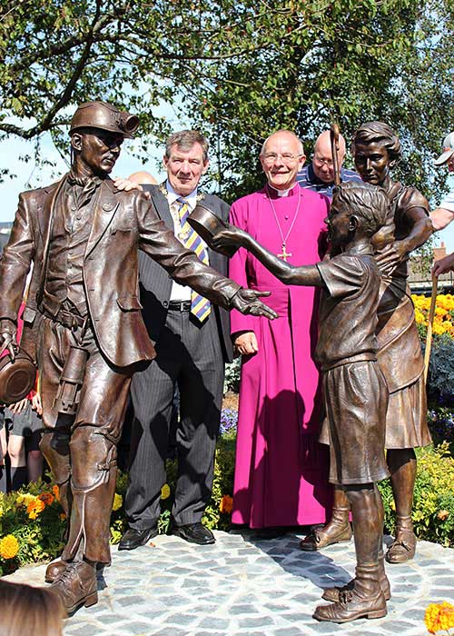 Statue - Blessing - Bishop